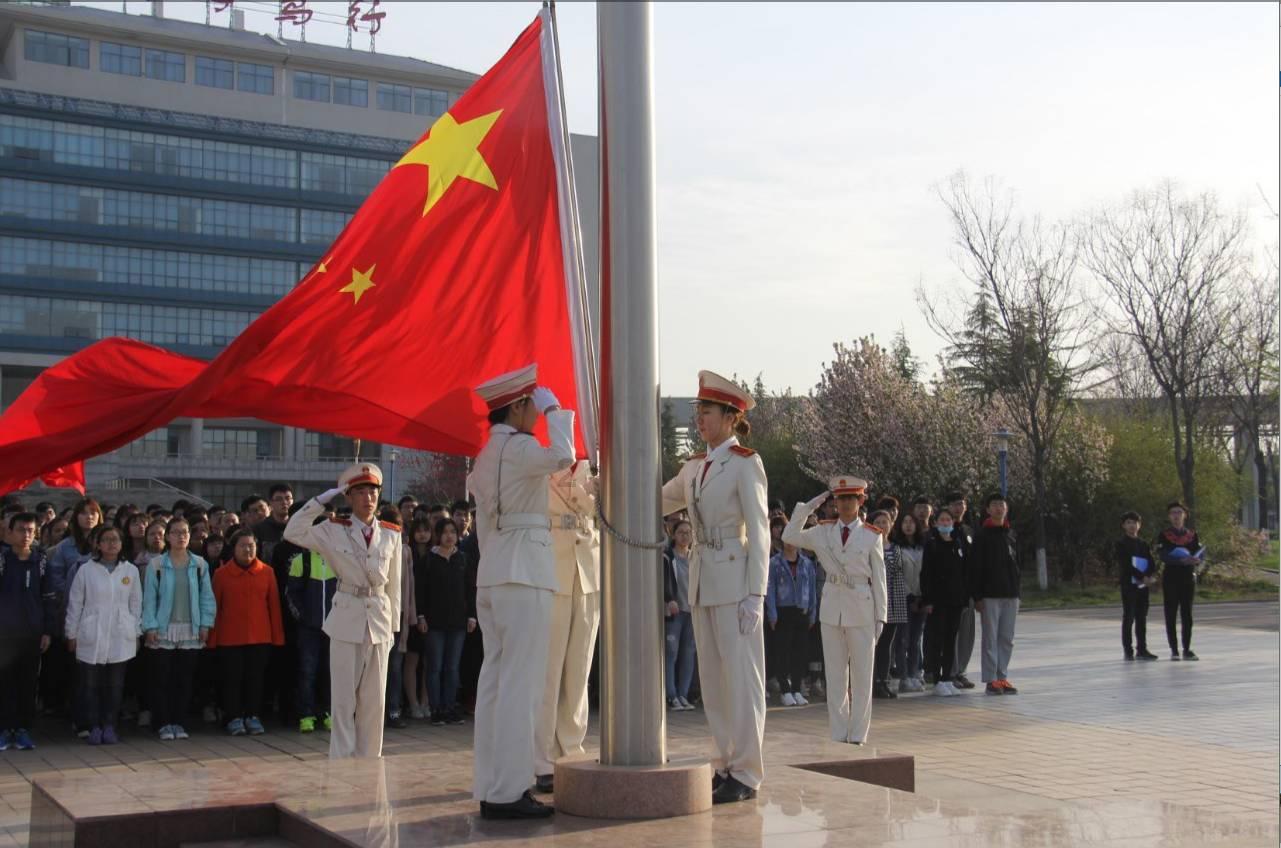 广州队自救直播运动户外榜第一,人气榜第十